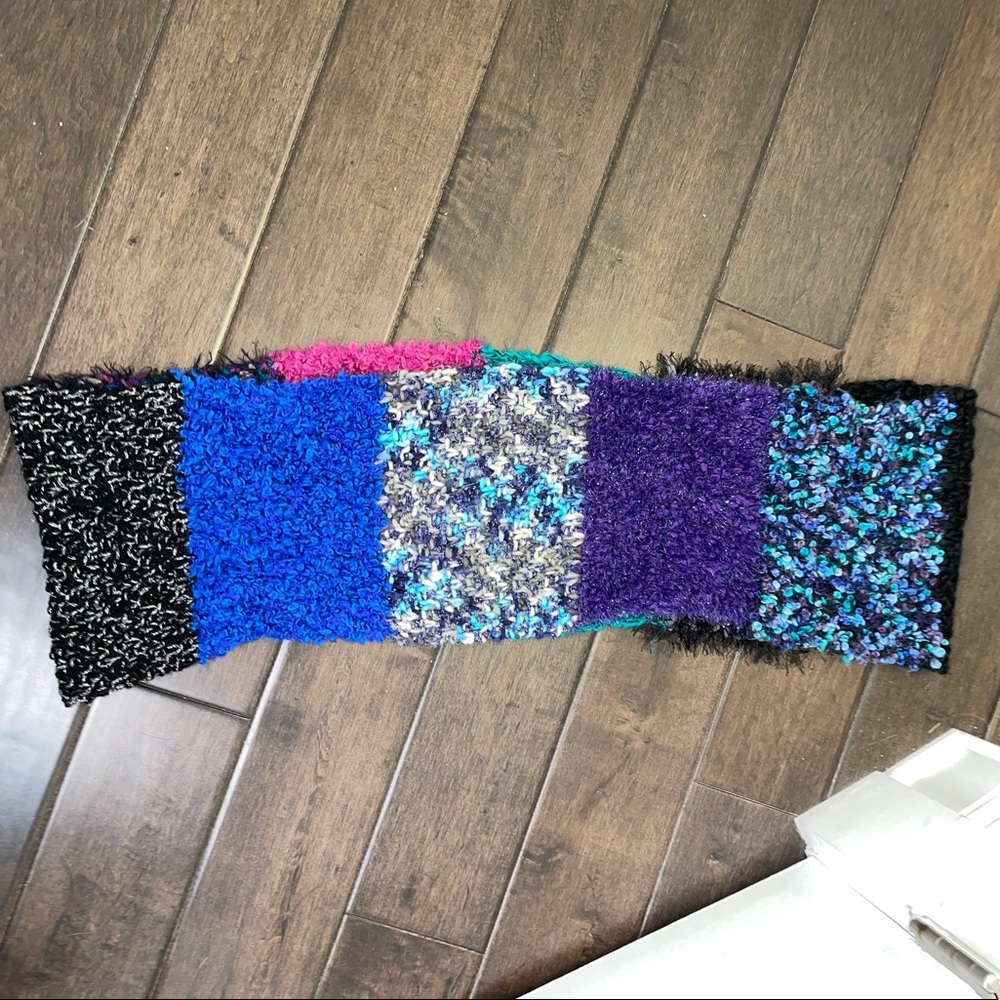 🔴4/$16: Multi-colored Infinity Scarf - Picture 3 of 5